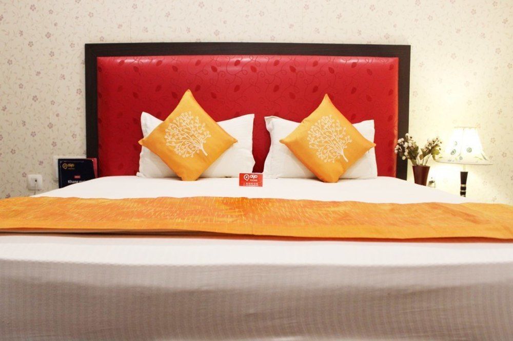 Hotel Krishna International Вріндаван Екстер'єр фото